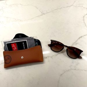 Ray-Ban women’s sunglasses